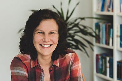 Portraitfoto Bernadette Kollmeyer