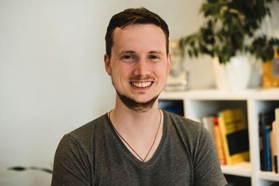 Portraitfoto Jannis Kobbert